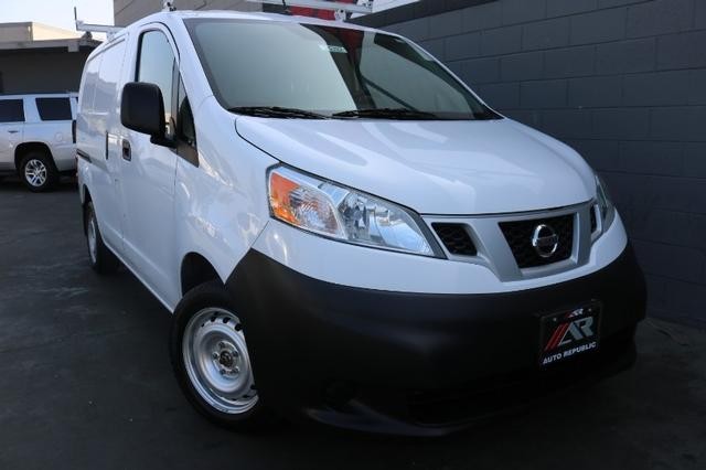 Pre Owned 2015 Nissan Nv200 S Minivan Van In Orange 25392 Auto