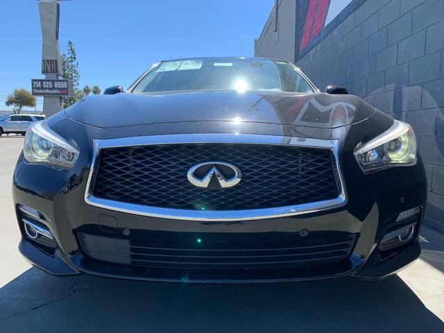 Pre-Owned 2017 INFINITI Q50 Hybrid Four-Door Sedan in Fullerton #F25882