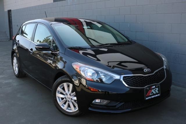 Pre-Owned 2015 Kia Forte 5-Door EX Hatchback in Orange #K25953 | Auto ...