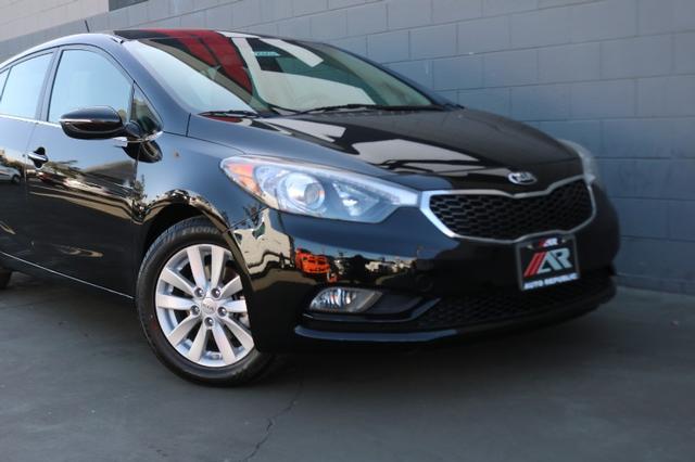 Pre-Owned 2015 Kia Forte 5-Door EX Hatchback in Orange #K25953 | Auto ...