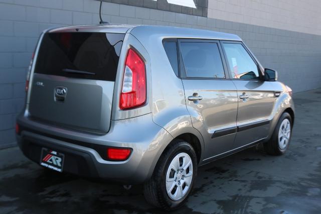 Pre-Owned 2013 Kia Soul Base Wagon in Fullerton #26151 | Auto Republic